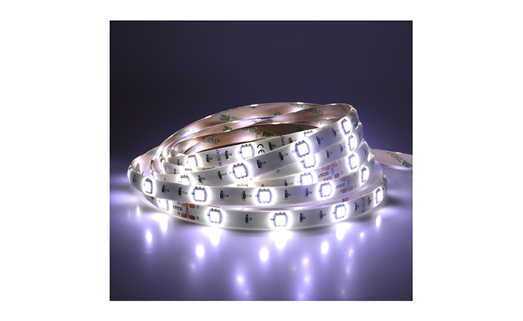 MI75043: RUBAN LED BLANC 6000°K 5 M 30 LEDS ET 7,2 W / M IP65 12V PU 7,2w/M 180° 6000K